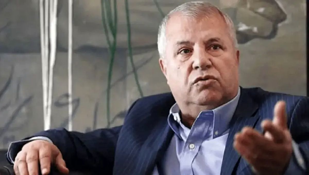 علی پروین راهی بیمارستان شد
