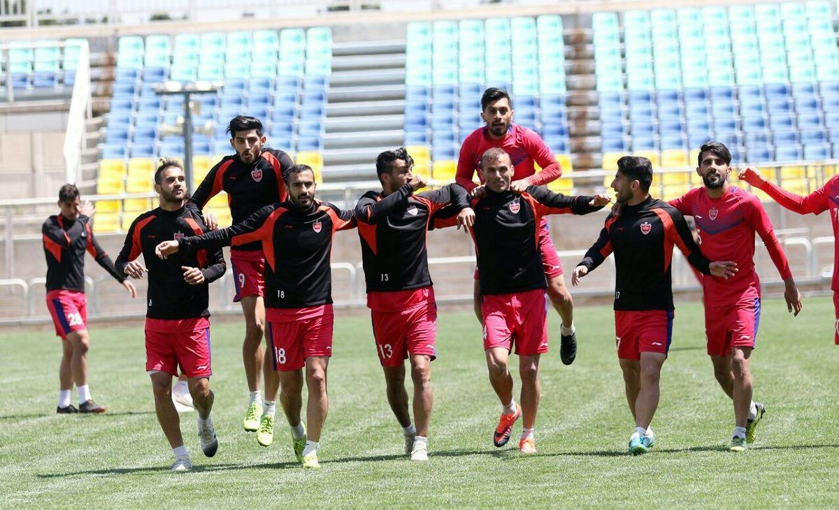 اعلام زمان بلیت‌فروشی دیدار تراکتور و پرسپولیس