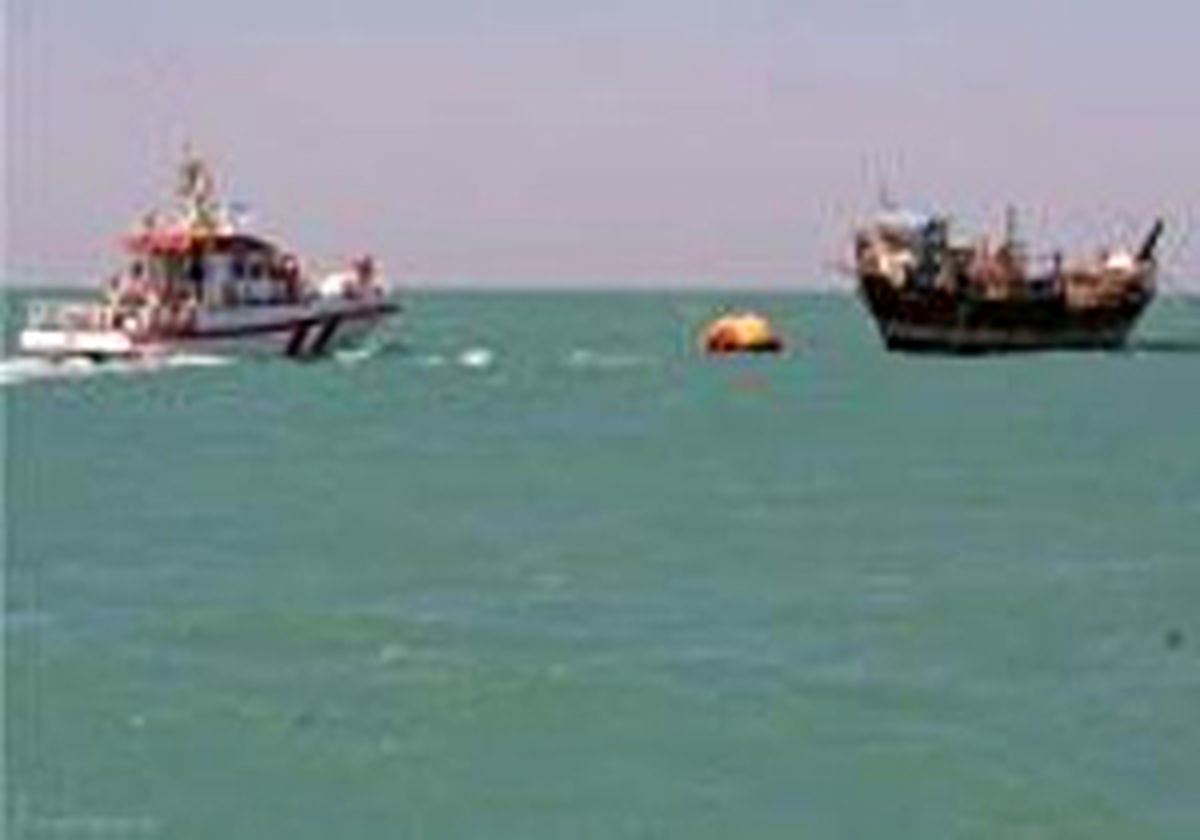 
17 روز بی خبری از لنج باری بندر ریگی
