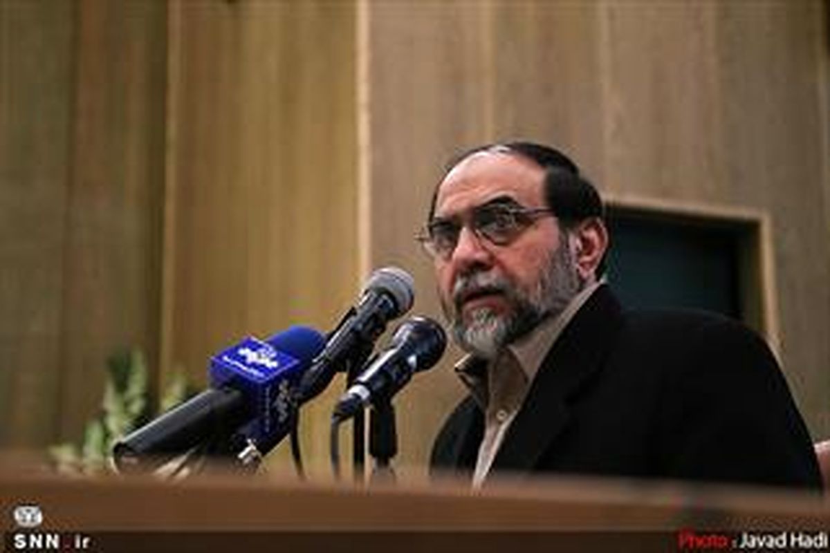 انتقاد رحیم‌پور از اظهارات اخیر روحانی