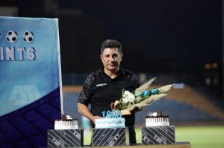 تبریک ویژه باشگاه تراکتور به امیر قلعه‌نویی+ عکس