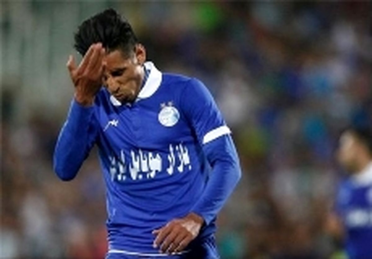 بازیکن سابق استقلال: حاضرم از پولم بگذرم اما مالیاتم را پرداخت کنند