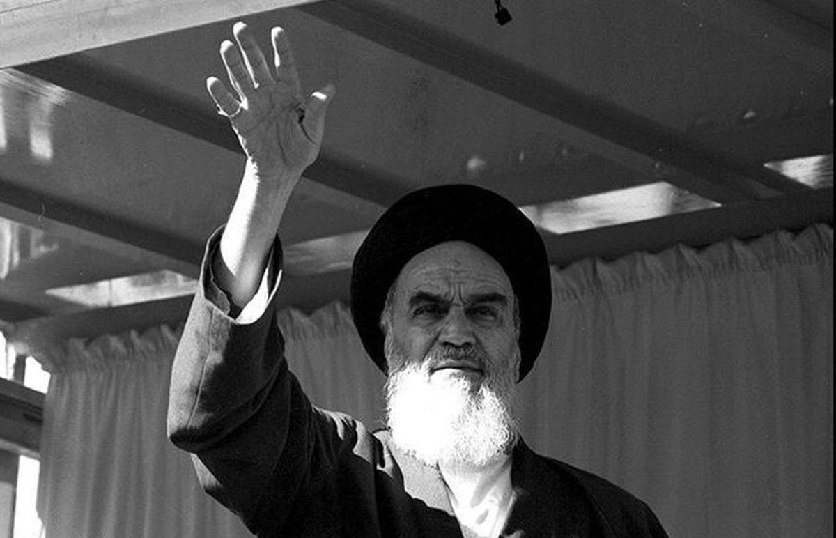برنامه «هجرت خورشید» یادآور لحظات ناب همراهی با امام امت است
