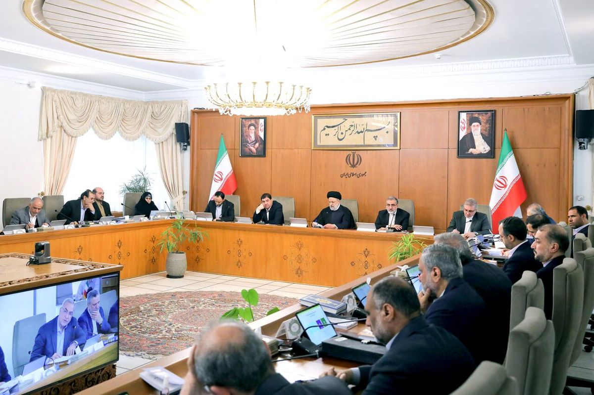 گزارش تیم اقتصادی از دستاوردهای یک ساله دولت