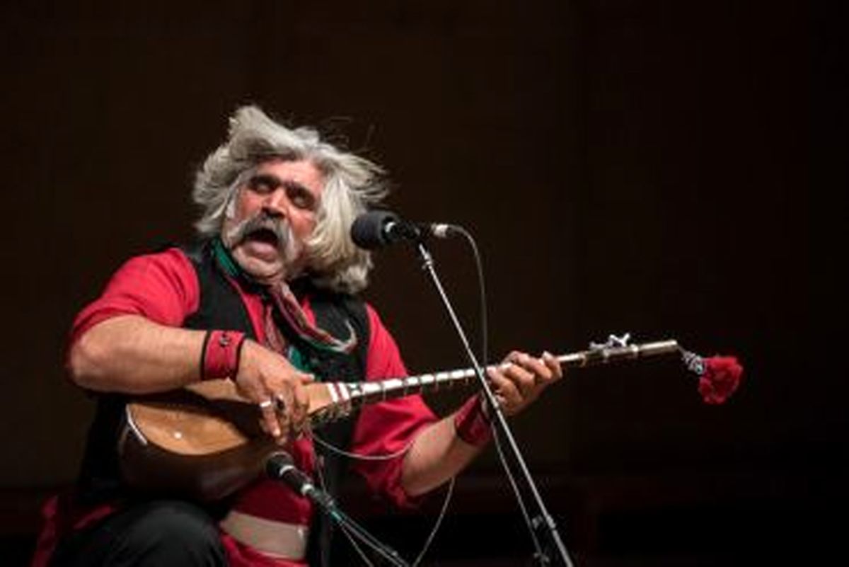 گلاسه پیشکسوت موسیقی نواحی 