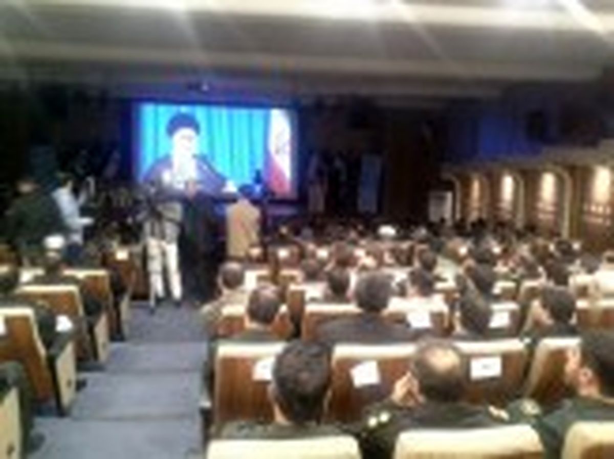 برگزاری نشست صمیمی فرماندهان سپاه و ناجا