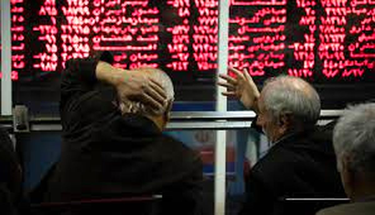 بورس ریخت / فولاد و فملی سبز شدند
