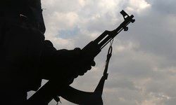  اخاذی مرد افغان با ظاهر طالبان +عکس