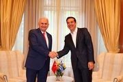یلیدریم خواستار استرداد هشت نظامی فراری به یونان شد
