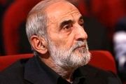 شریعتمداری: فریب تابلوها را نخوریم