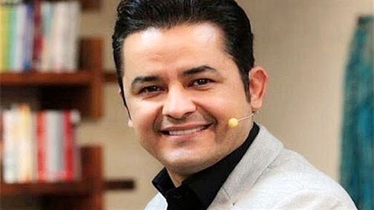 مجری معروف به پیشواز یلدا رفت/ عکس