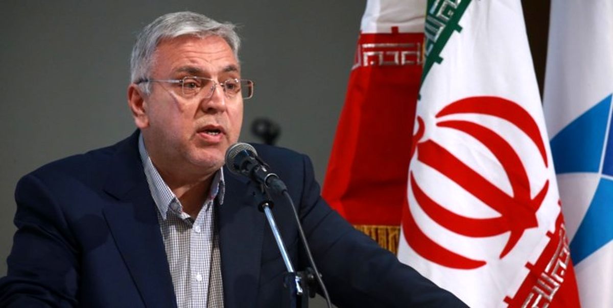 آقامیری: اقتدار هسته‌ای را با مشکلات داخلی گره نزنید
