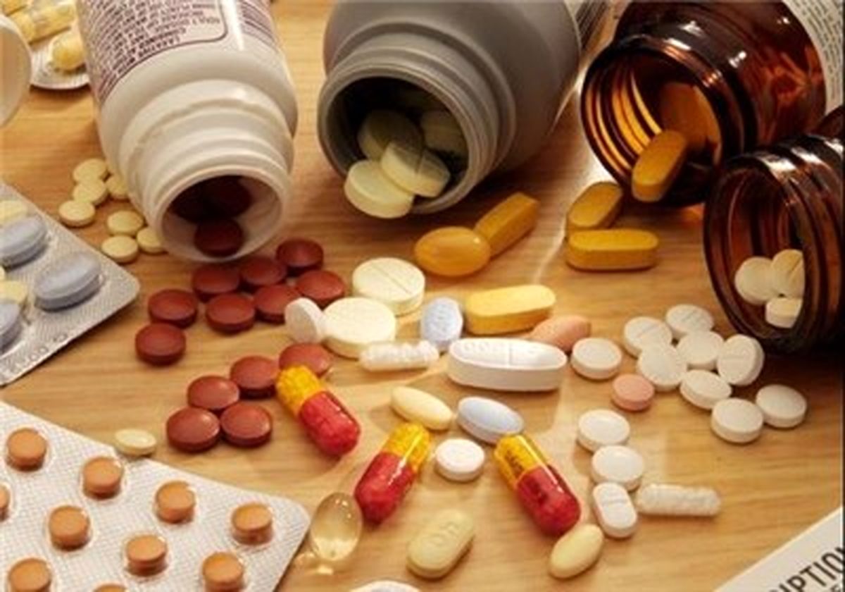 کدئین بمبی کوچک در دست افراد