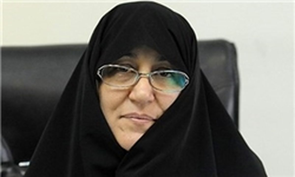 آیا مدارس دو  زبانه در کشور دارای مجوز هستند؟
