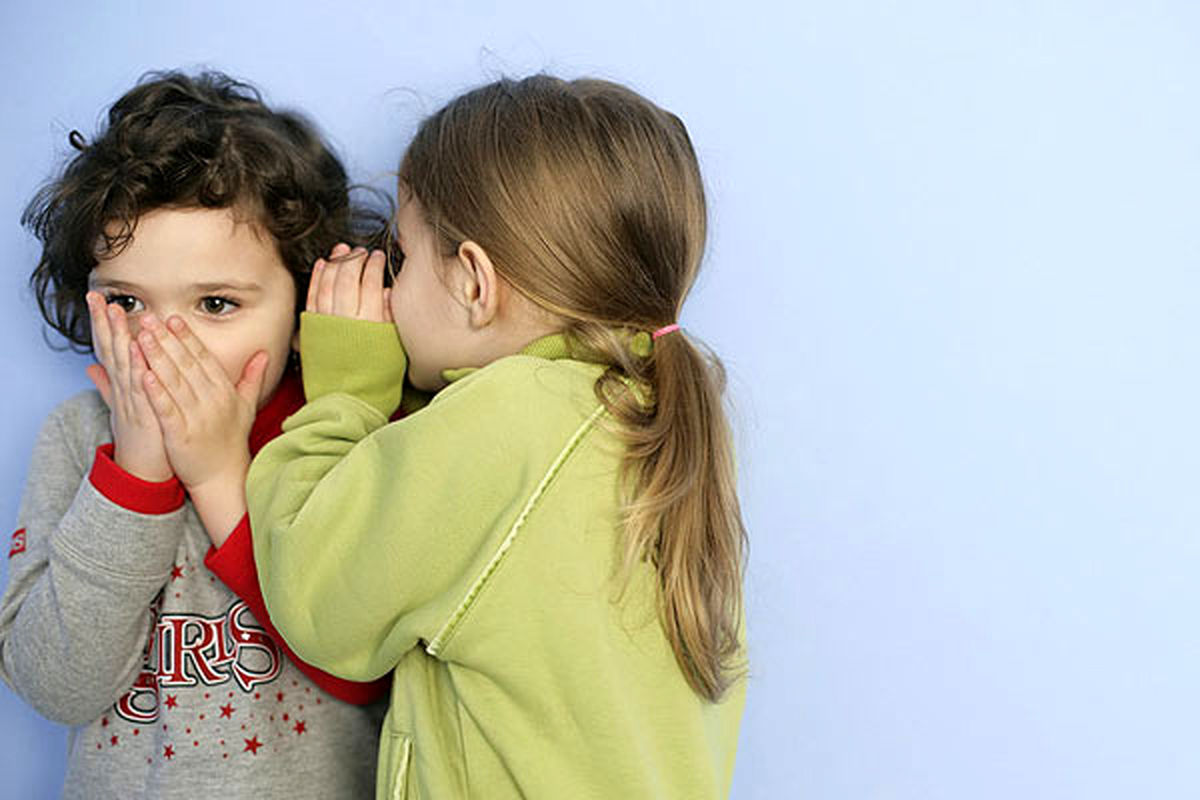 سؤالات جنسی کودکان در سنین مختلف چیست؟/ نحوه پاسخ‌گویی به آن‌ها