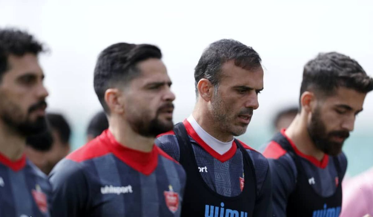  انقلاب غیرمنتظره سرمربی پرسپولیس در خط دفاعی