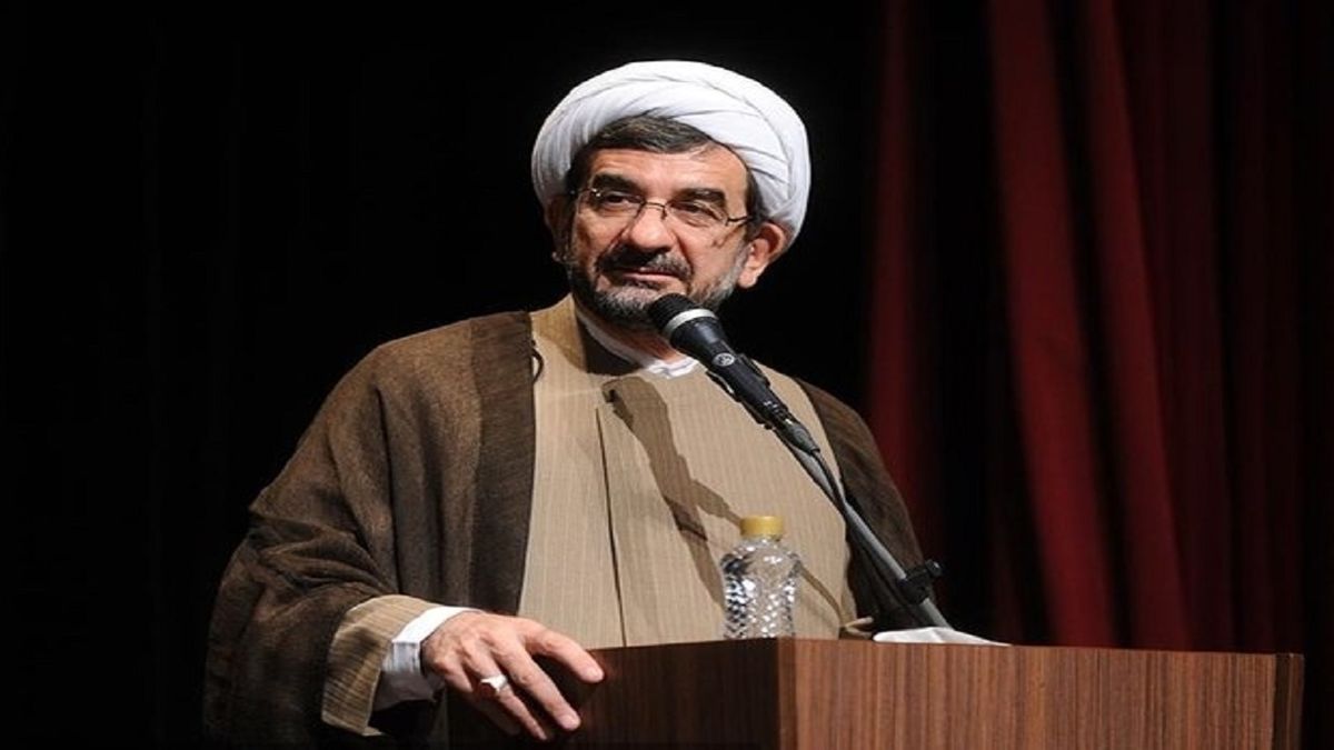 پرچم امام‌حسین (ع) در تنها پایتخت شیعه در عالم برافراشته شد