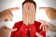 افراد با اعتماد به نفس بالا چه خصوصیاتی دارند؟ 