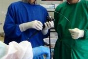 
خارج کردن شیشه از داخل مری بیمار بدون عمل جراحی
