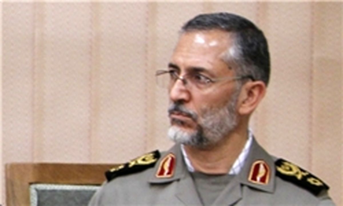 دشمن می‌خواهد تفکر مسئولین را استحاله کند