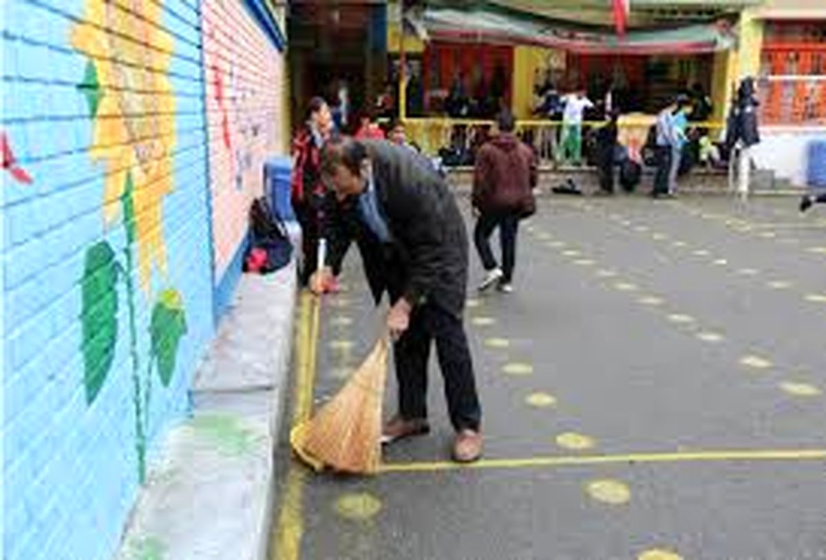 این گروه منتظر افزایش حقوق ۵.۷ میلیون تومانی باشند
