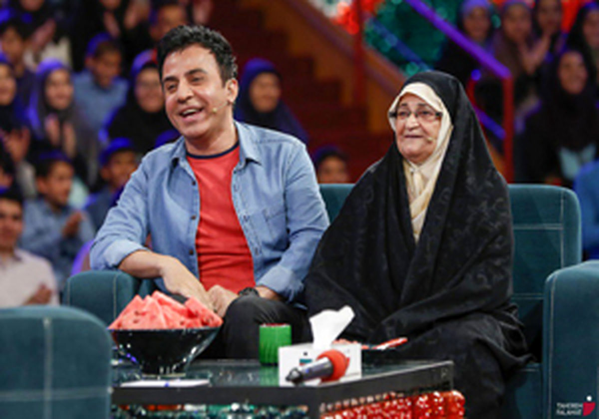 ناگفته‌های مادر «عمو پورنگ» در برنامه خندوانه