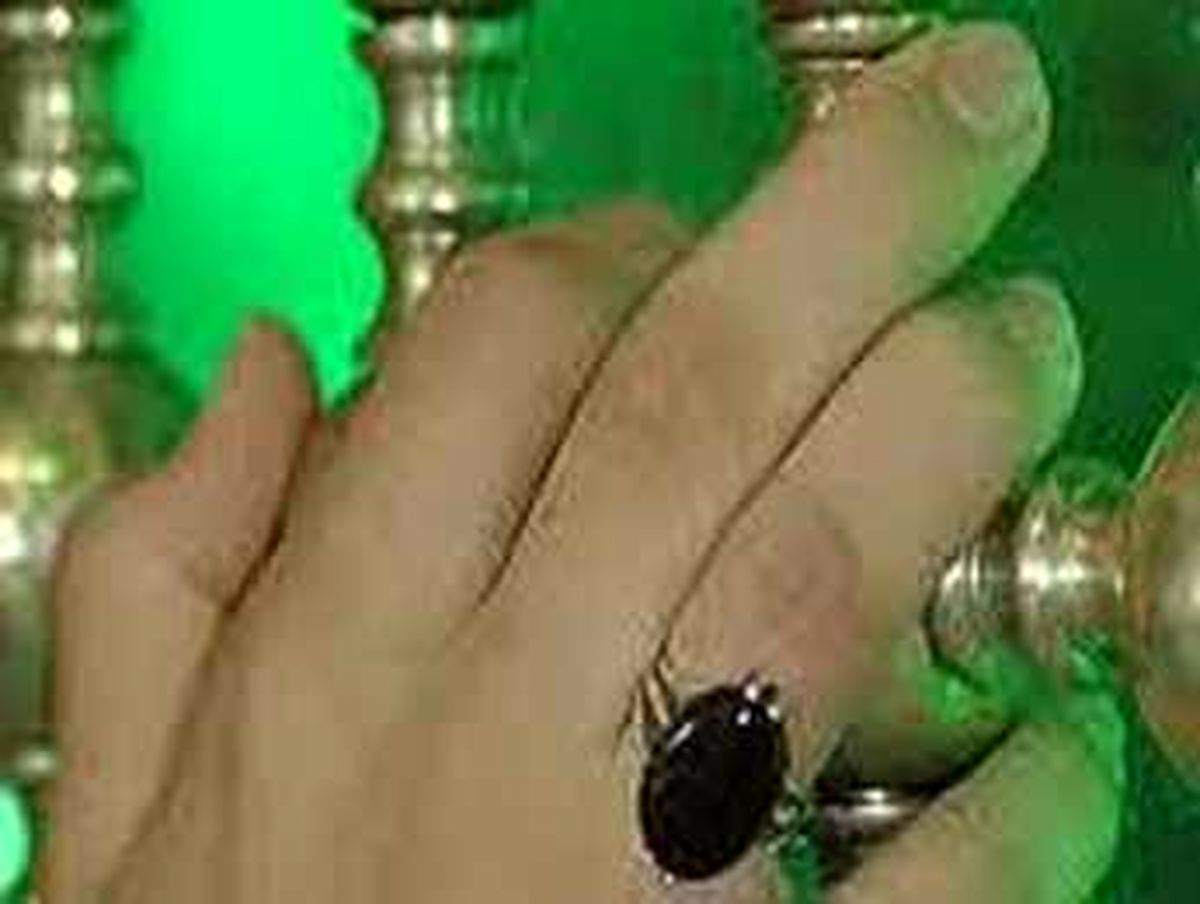 به چه چیزی توسل کنیم؟