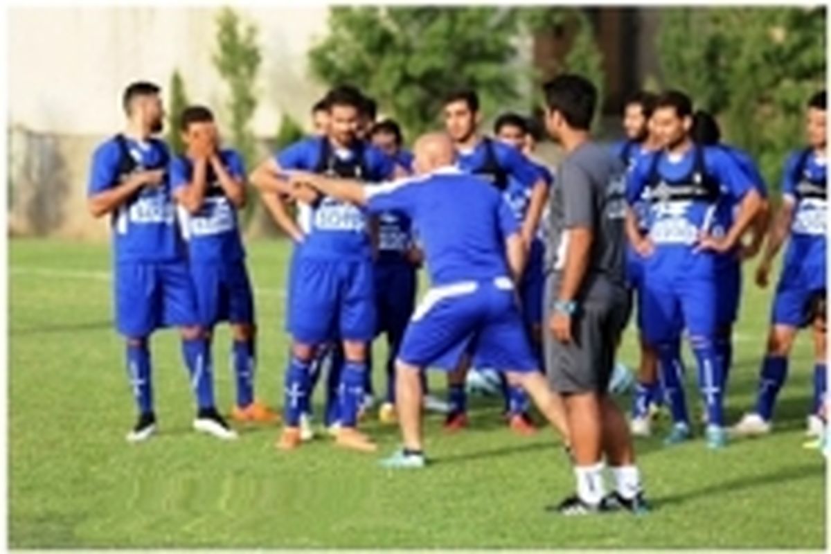 خطری که آبی ها را تهدید می کند
