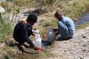 مردمانی که کوله‌بر آب شده‌اند 