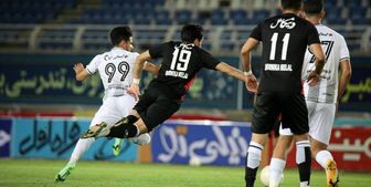 امباپه و قائدی تماشاگران ویژه تراکتور و پدیده!