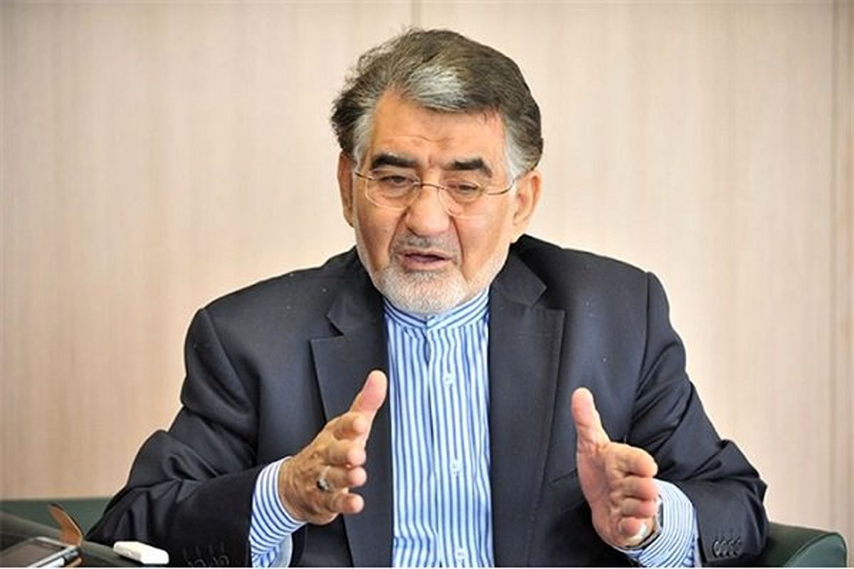 آل‌اسحاق: اقتصاد را سیاسی نکنیم!