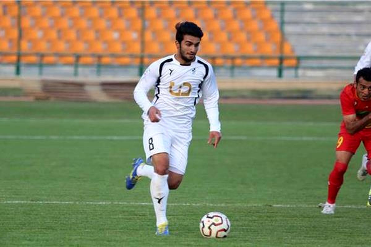 استقلال بی‌خیال گزینه پرسپولیس شد
