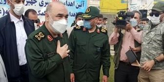 بازدید سردار سلامی از آخرین وضعیت مناطق زلزله زده سی‌سخت