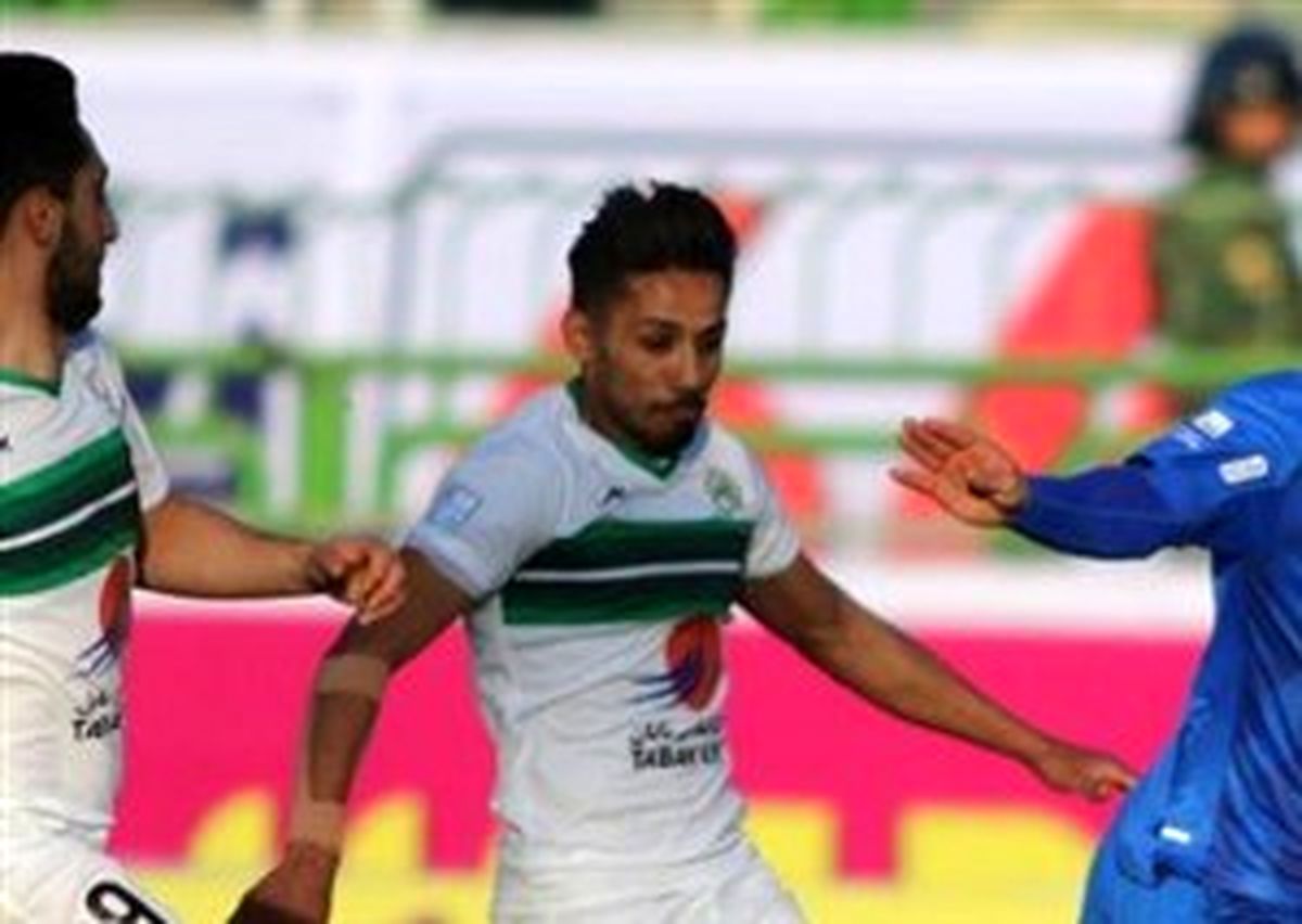 کری خوانی بازیکن ذوب آهن برای پرسپولیس