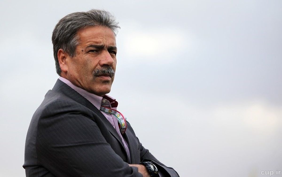 ابراهیم زاده: نفت اگر مرا می خواهد با باشگاه مس مذاکره کند