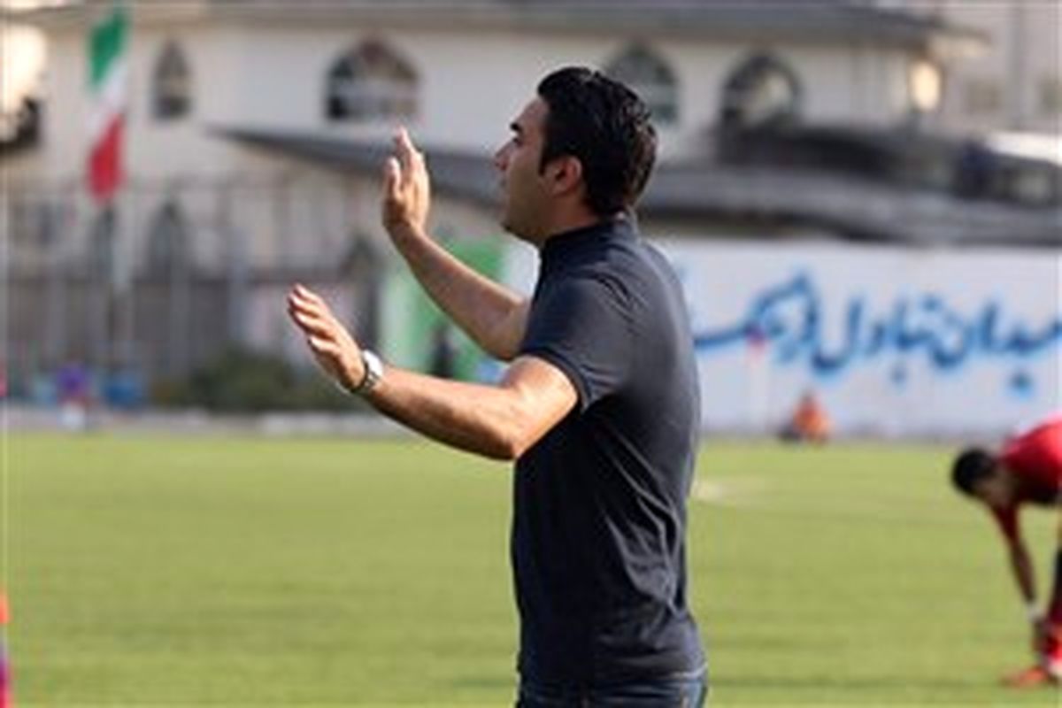 نکونام مربی بی نظیری است