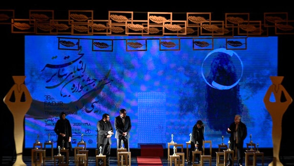 
جشنواره «تئاتر فجر۳۹» قطعا برگزار می‌شود