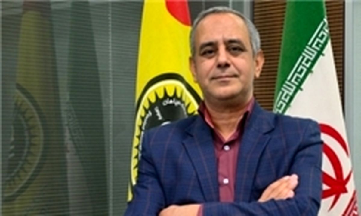 سپاهان همچنان در انتظار سرمربی قهرمان