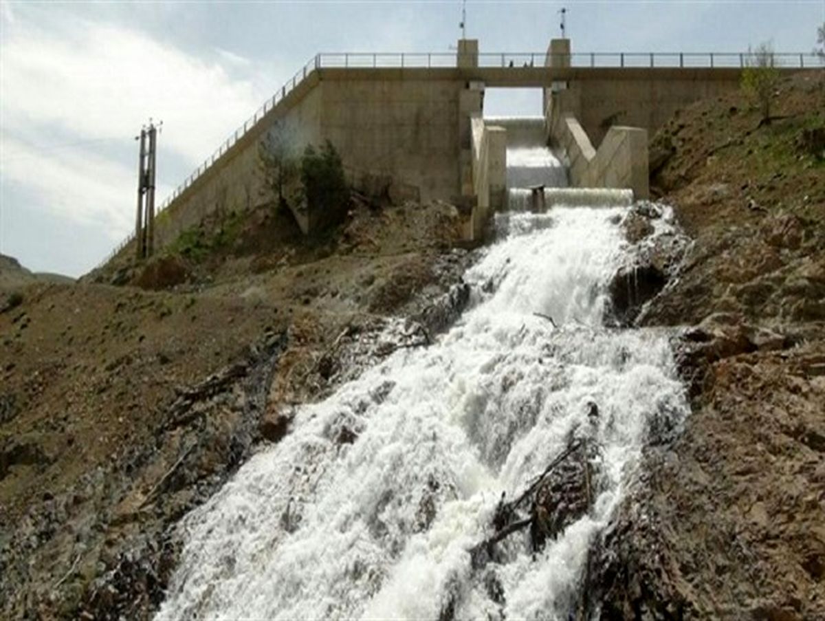 سد اکباتان همدان سر ریز کرد+تصویر