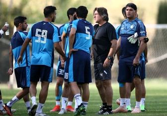 اعتراض بازیکنان استقلال:خون برخی رنگین تر است!
