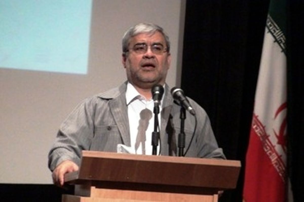 افزایش نوع دوستی،  از جمله راه‌های مبارزه با فقر به شمار می‌رود