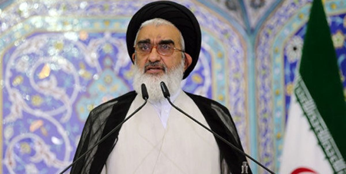 جدایی حوزه از سیاست خواسته انگلیس است 