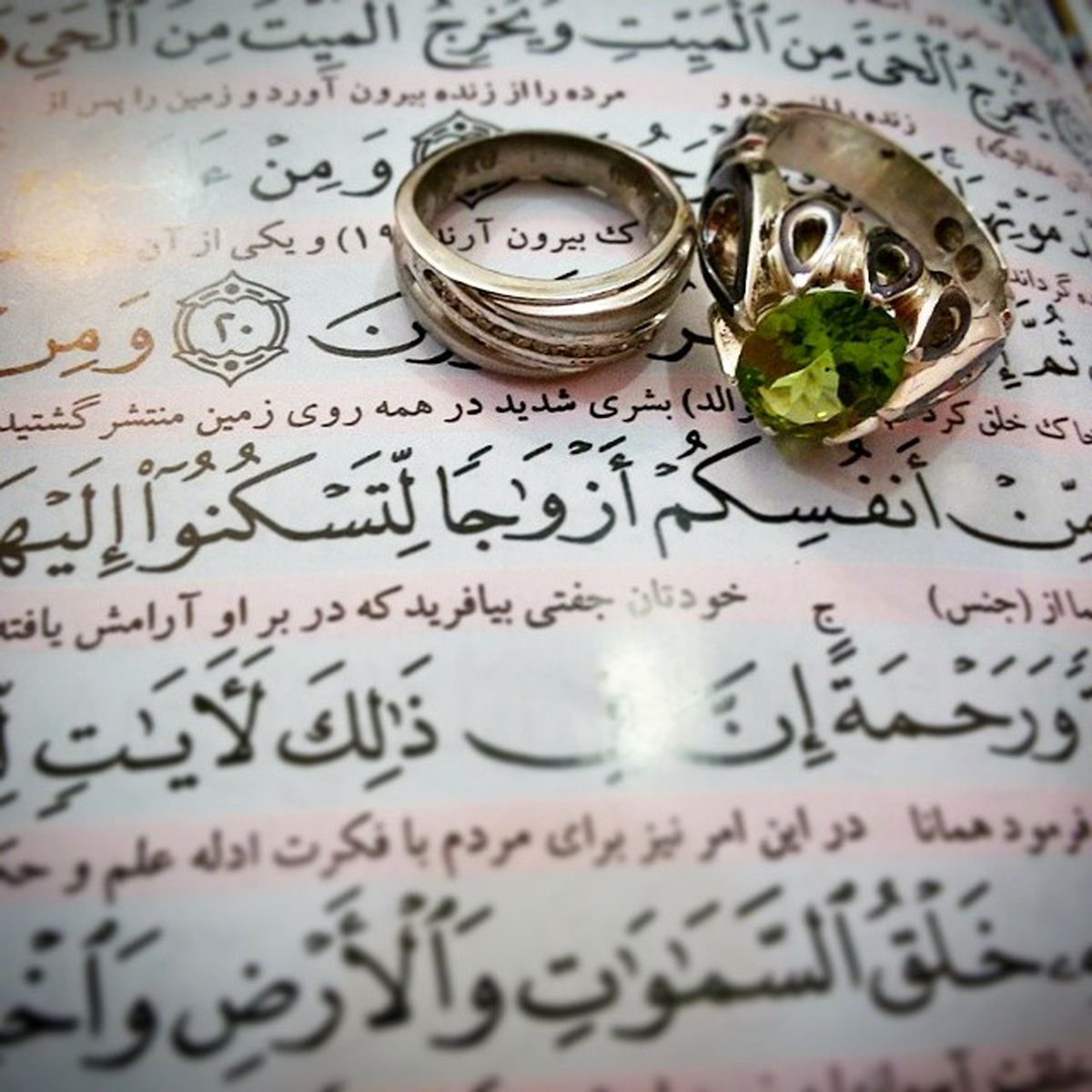 در امر ازدواج مخفی کاری کنیم یا خیر؟