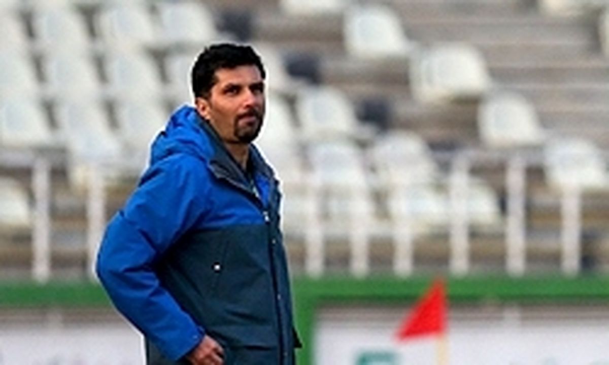 سرمربی ذوب آهن: به جایگاه پرسپولیس و تراکتور کاری نداریم