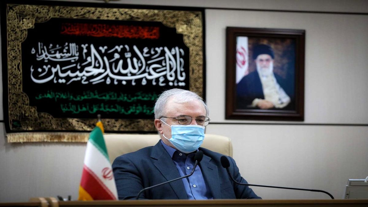 وزیر بهداشت: من هرگز سوار قطار سیاست نشدم