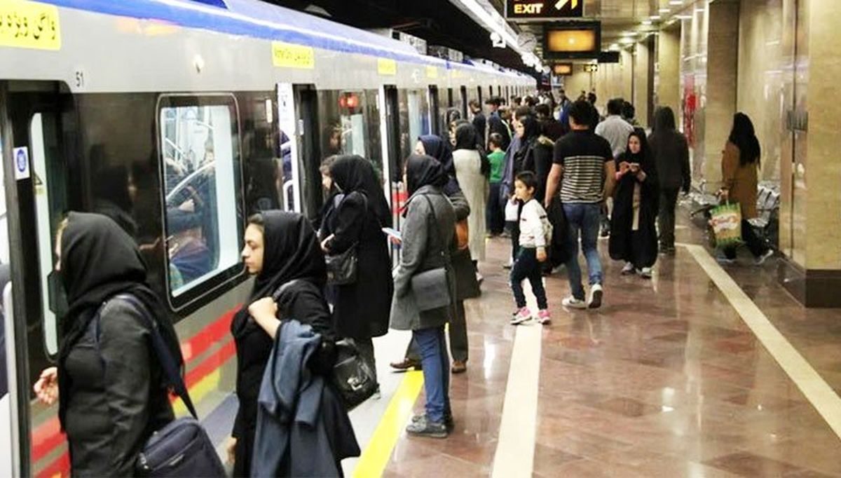 گشت موبایل در مترو؟ برداشت نادرست از رفتار پلیس
