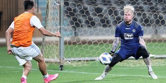 اضافه شدن دروازه‌بان خارجی سپاهان به جمع شاگردان نکونام+عکس 