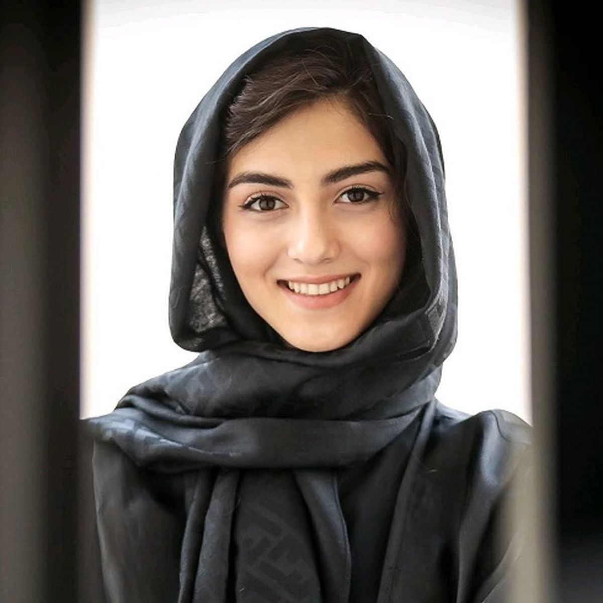 بازیگر نقش «مانلی»؛ از آموزشگاه مسعود کیمیایی تا حضور در «آقازاده»/ تصاویر
