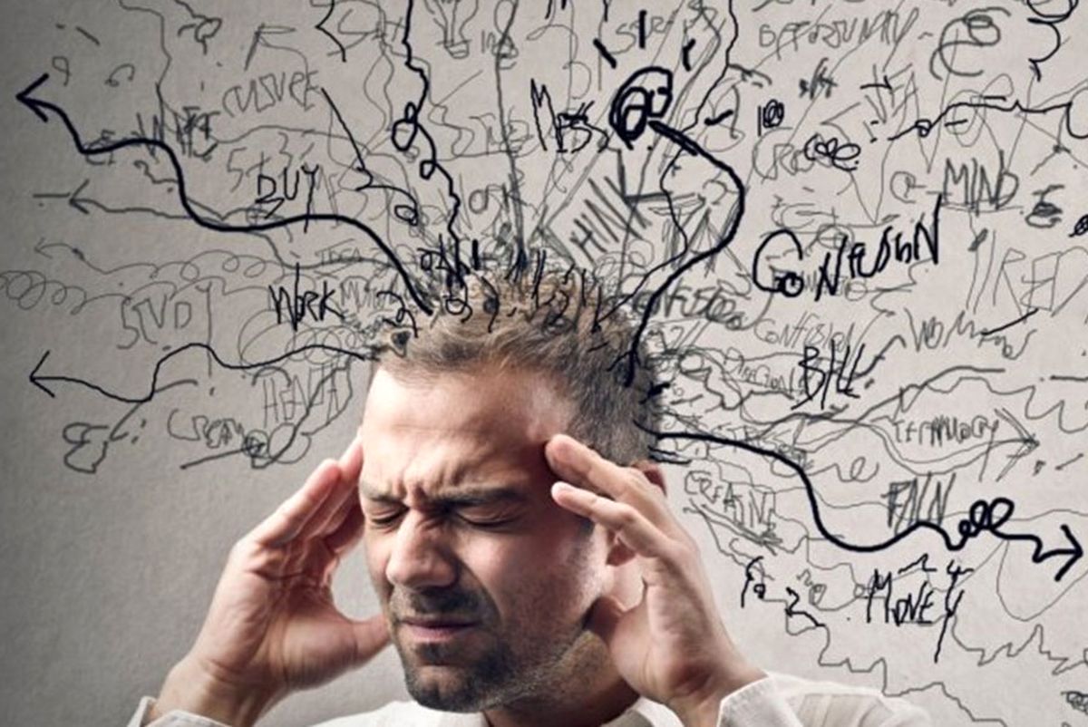 ۵ روش برای دور کردن افکار منفی