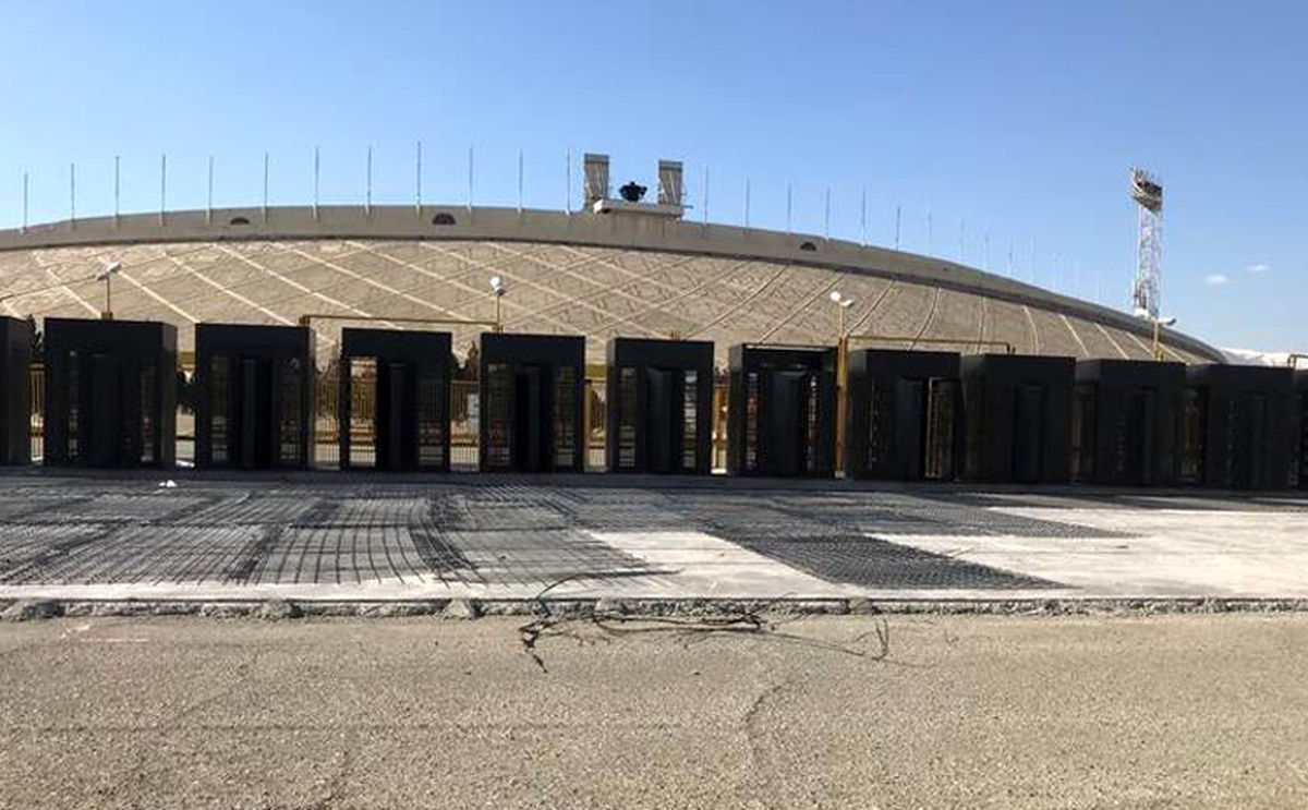 حراج «آزادی» برای یک مشت اسکناس